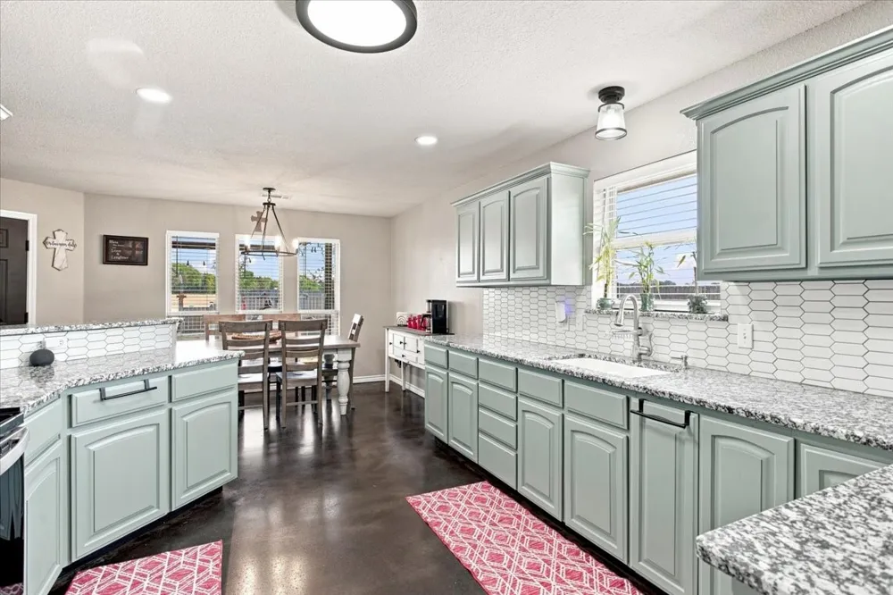 104 Butler Street Savoy, TX 75479