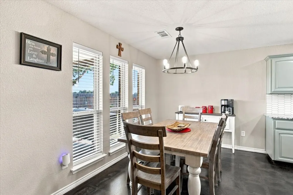 104 Butler Street Savoy, TX 75479