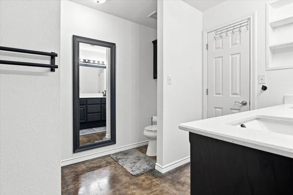104 Butler Street Savoy, TX 75479