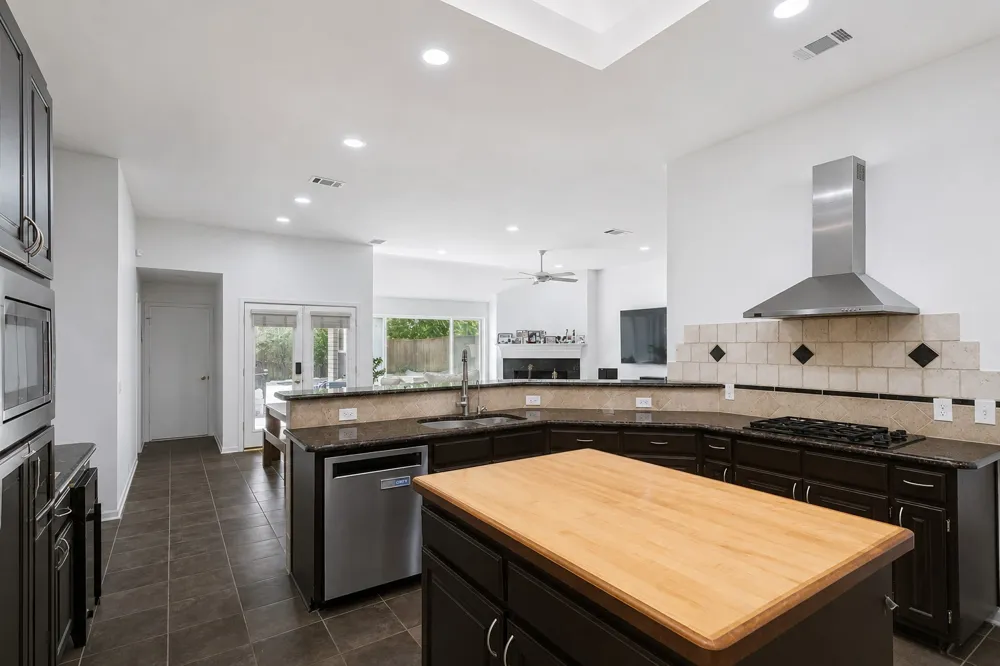 2920 Winding Creek Drive Plano, TX 75023