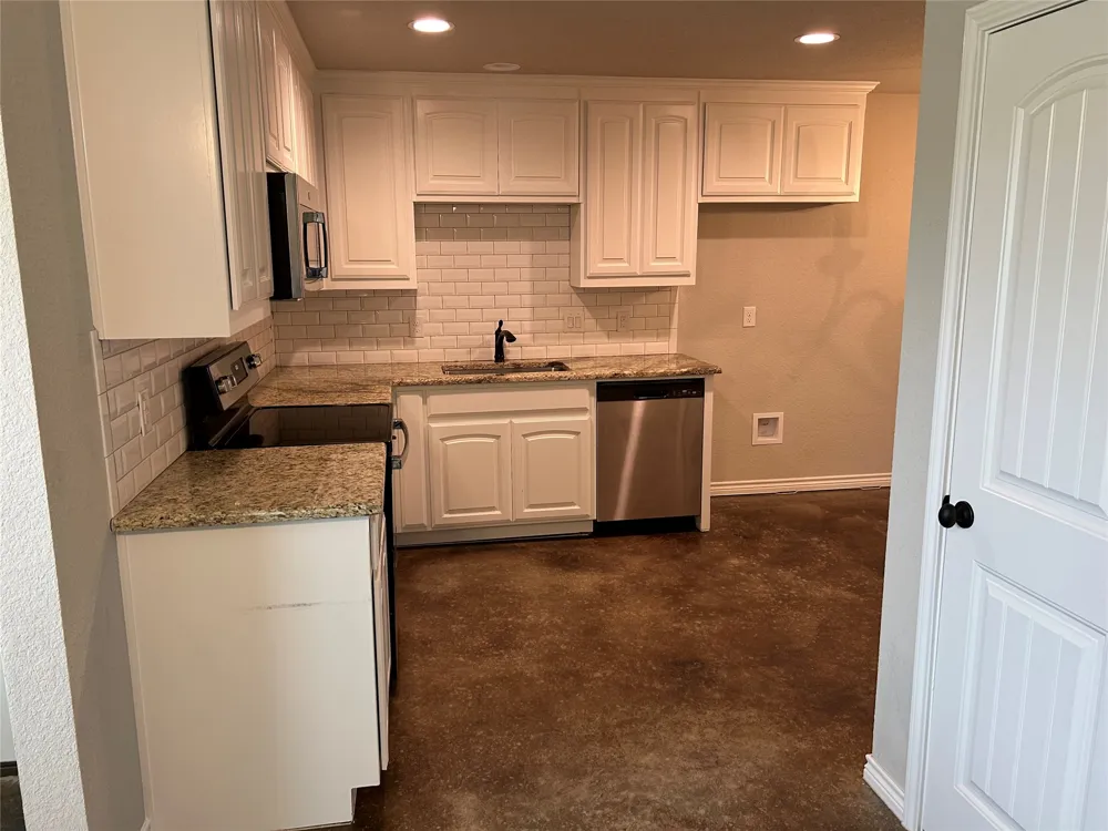 172 Mill Branch Lane Weatherford, TX 76085