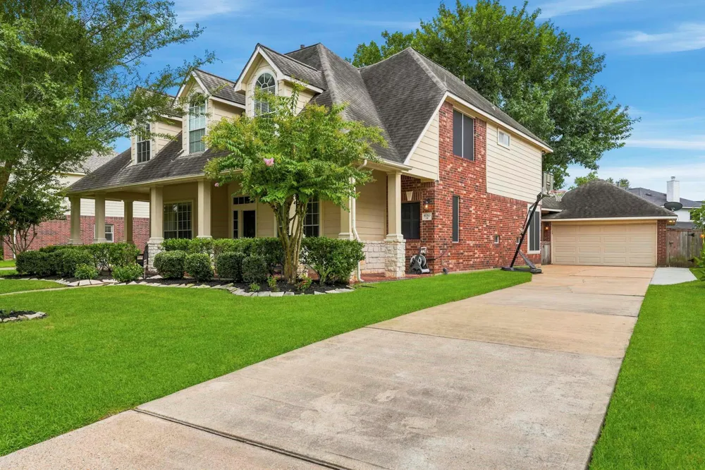 8310 Big Bend Drive Sugar Land, TX 77479