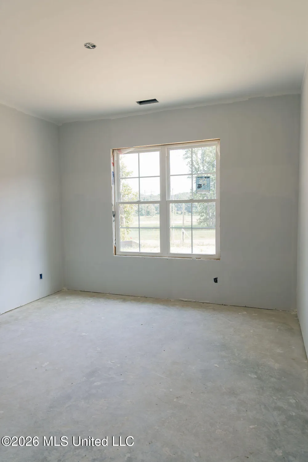 1582 Ella Cove Hernando, MS 38632