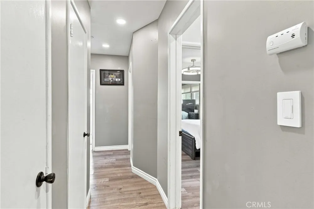 19857 Bassett Winnetka, CA 91306