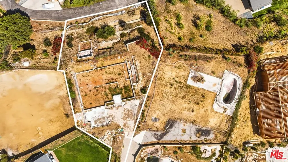 20412 Roca Chica Drive Malibu, CA 90265