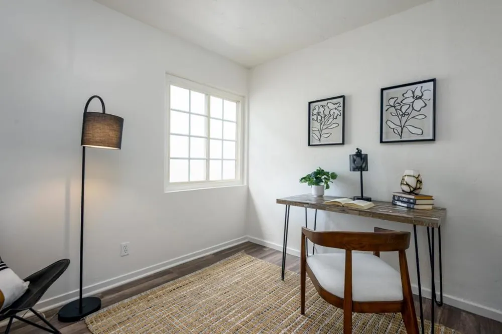 73 Poinsettia Avenue San Mateo, CA 94403