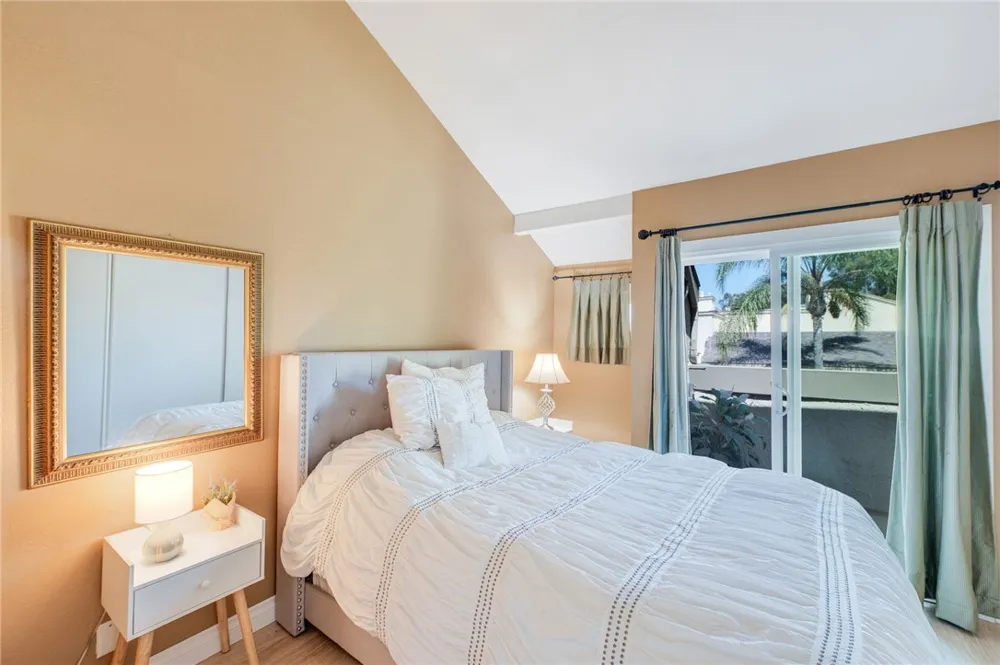 25902 Triton Court Mission Viejo, CA 92691