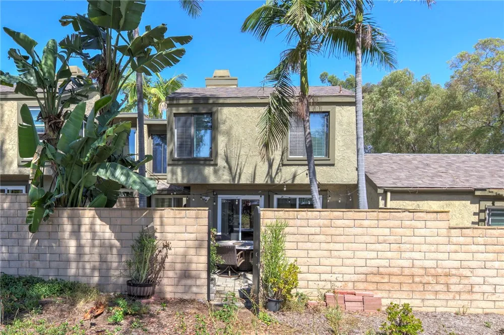 25902 Triton Court Mission Viejo, CA 92691