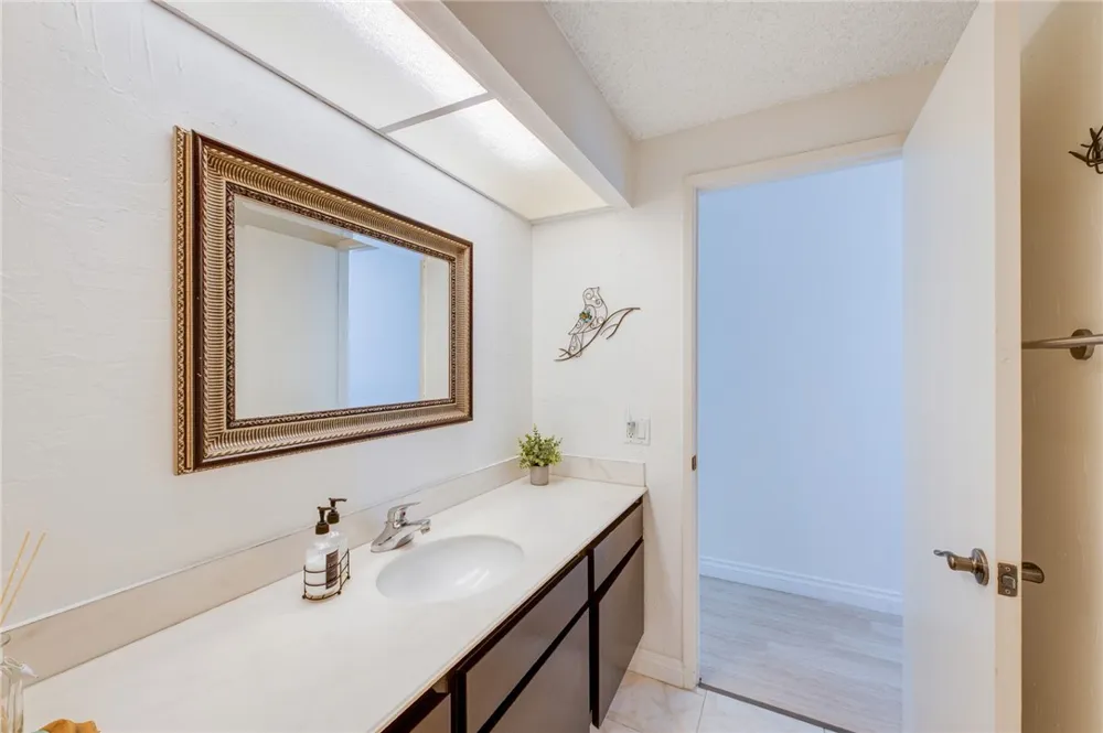 25902 Triton Court Mission Viejo, CA 92691