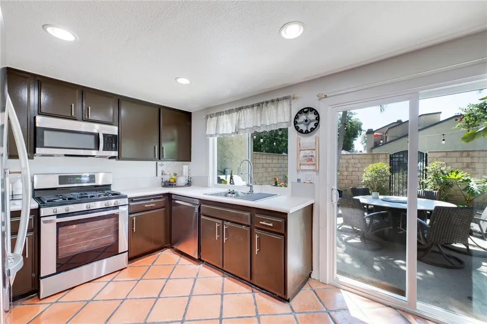 25902 Triton Court Mission Viejo, CA 92691