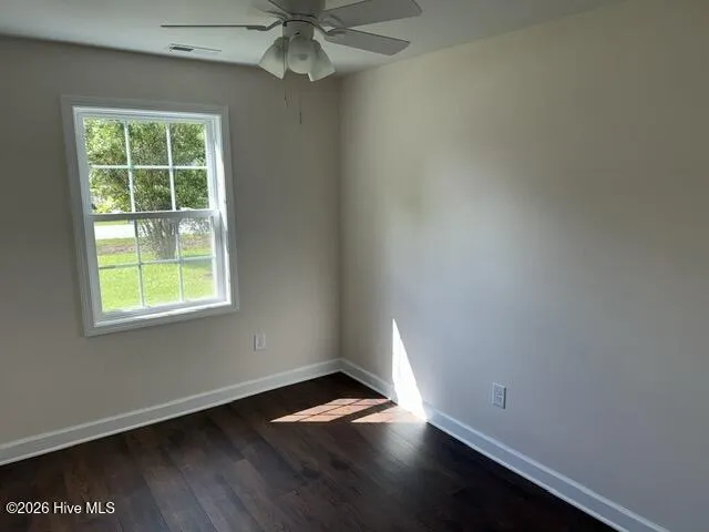 1402 Hazel Avenue New Bern, NC 28560
