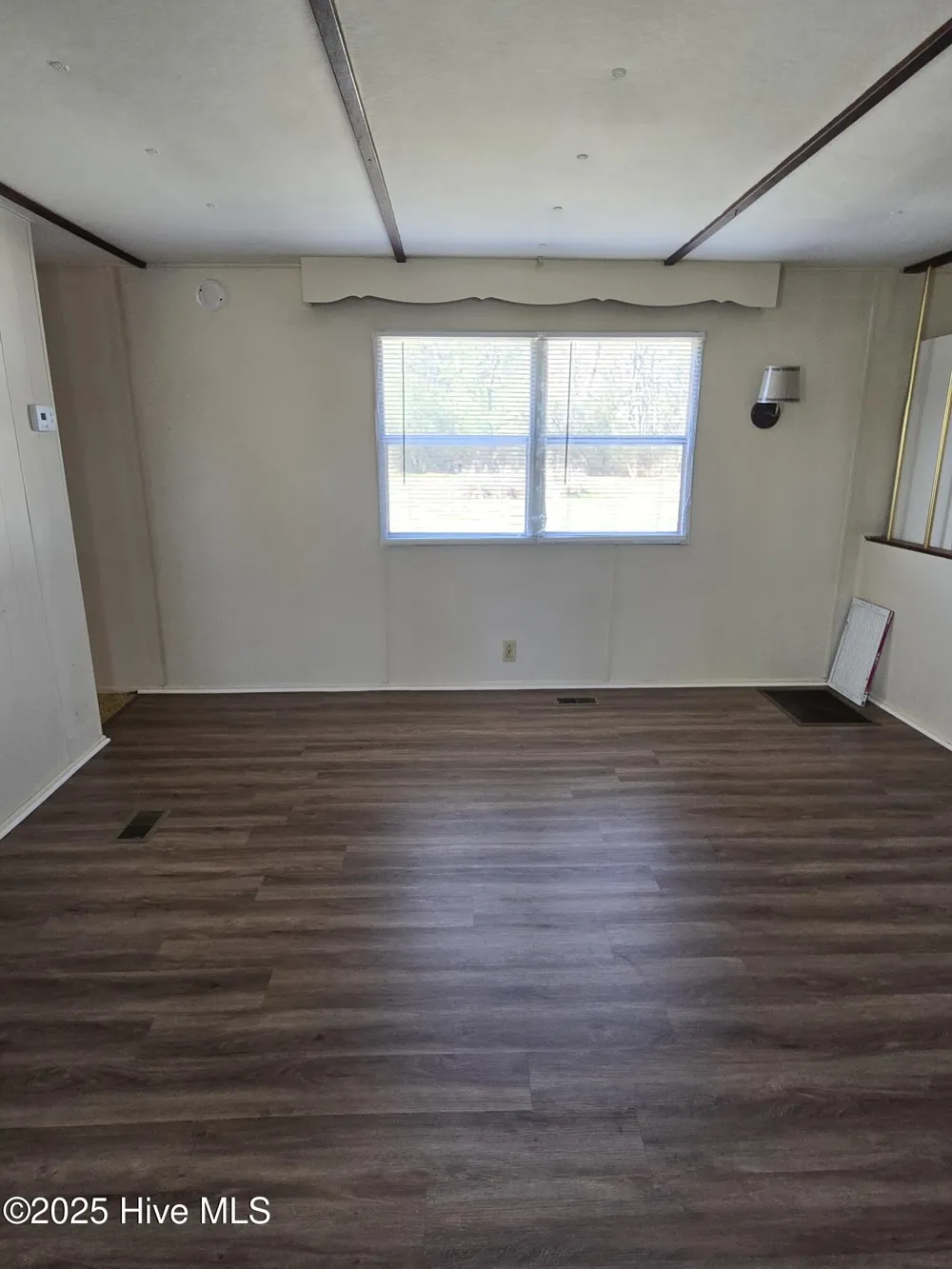 709 Jim Blake Road Jacksonville, NC 28540