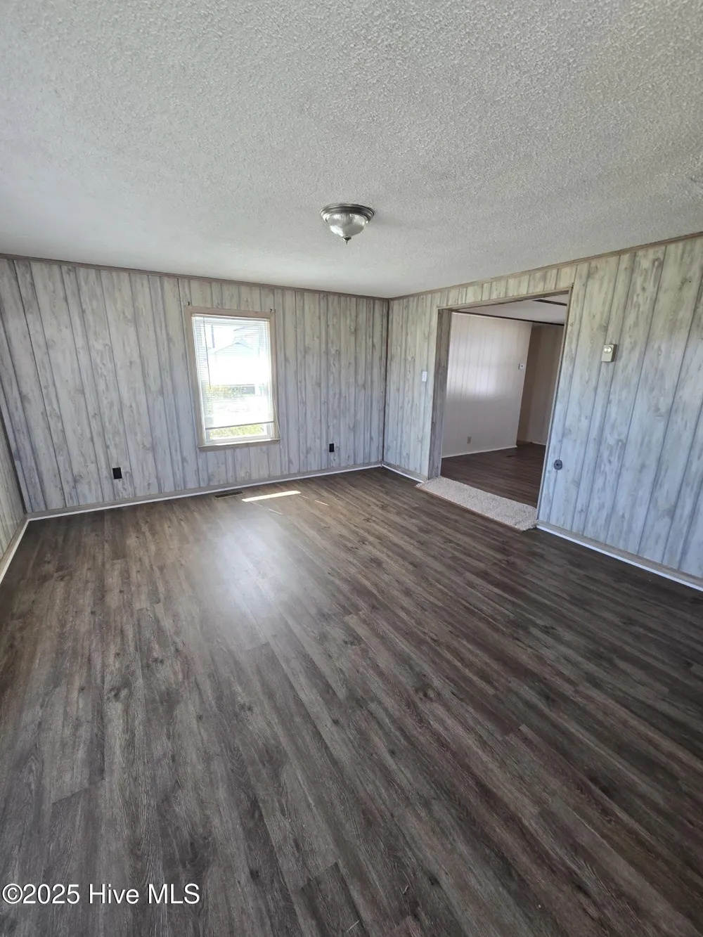 709 Jim Blake Road Jacksonville, NC 28540
