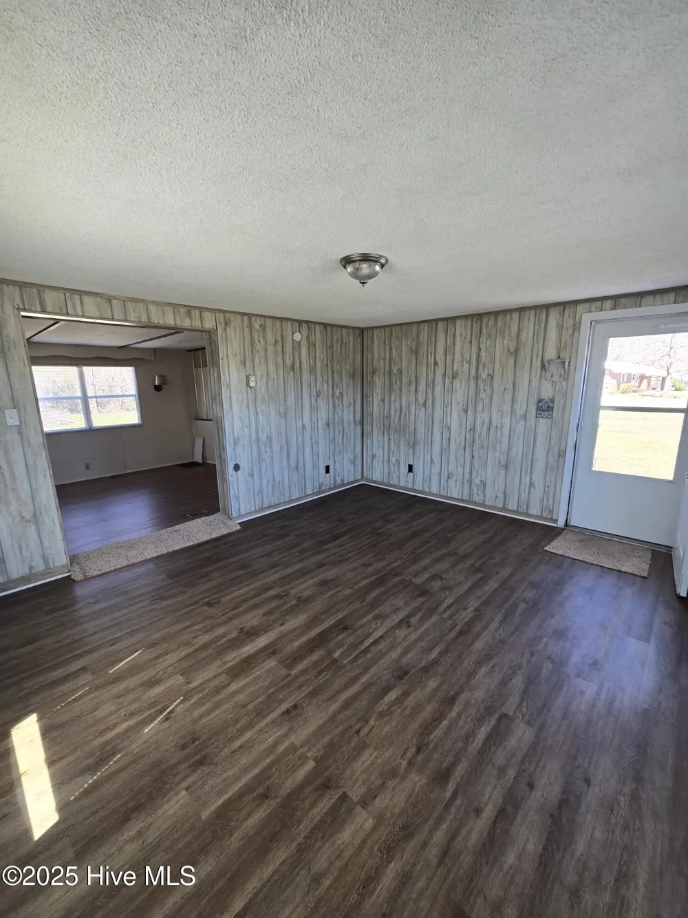 709 Jim Blake Road Jacksonville, NC 28540