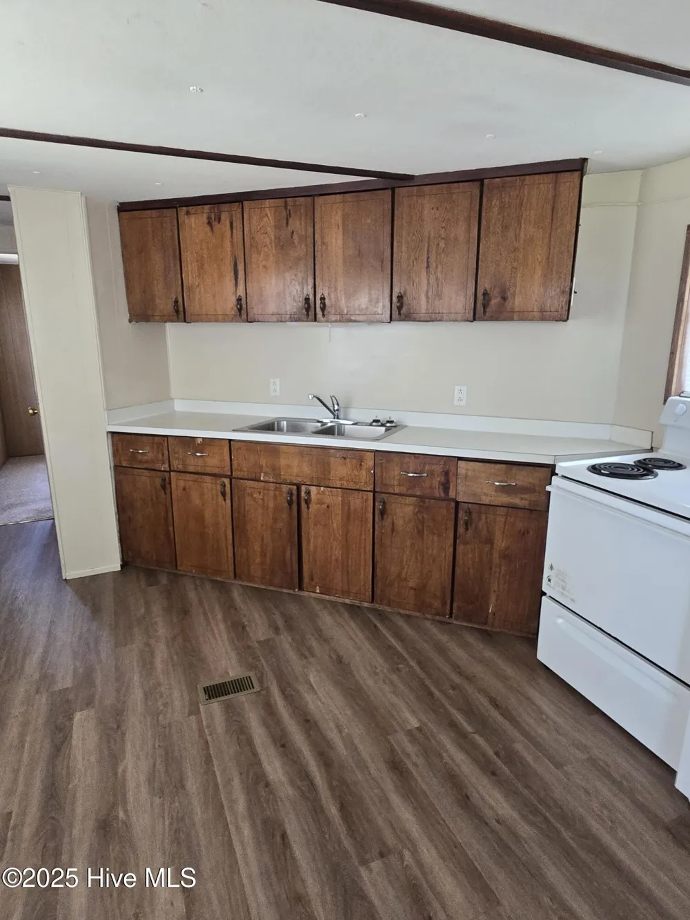 709 Jim Blake Road Jacksonville, NC 28540