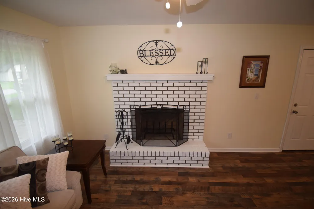 1005 Stillwood Circle Jacksonville, NC 28540