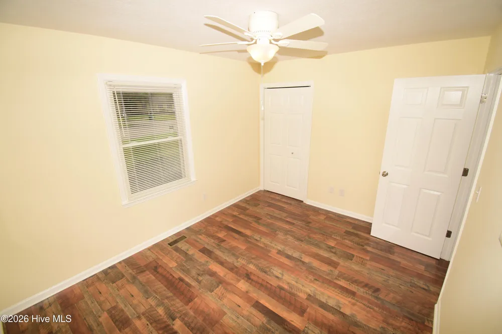 1005 Stillwood Circle Jacksonville, NC 28540