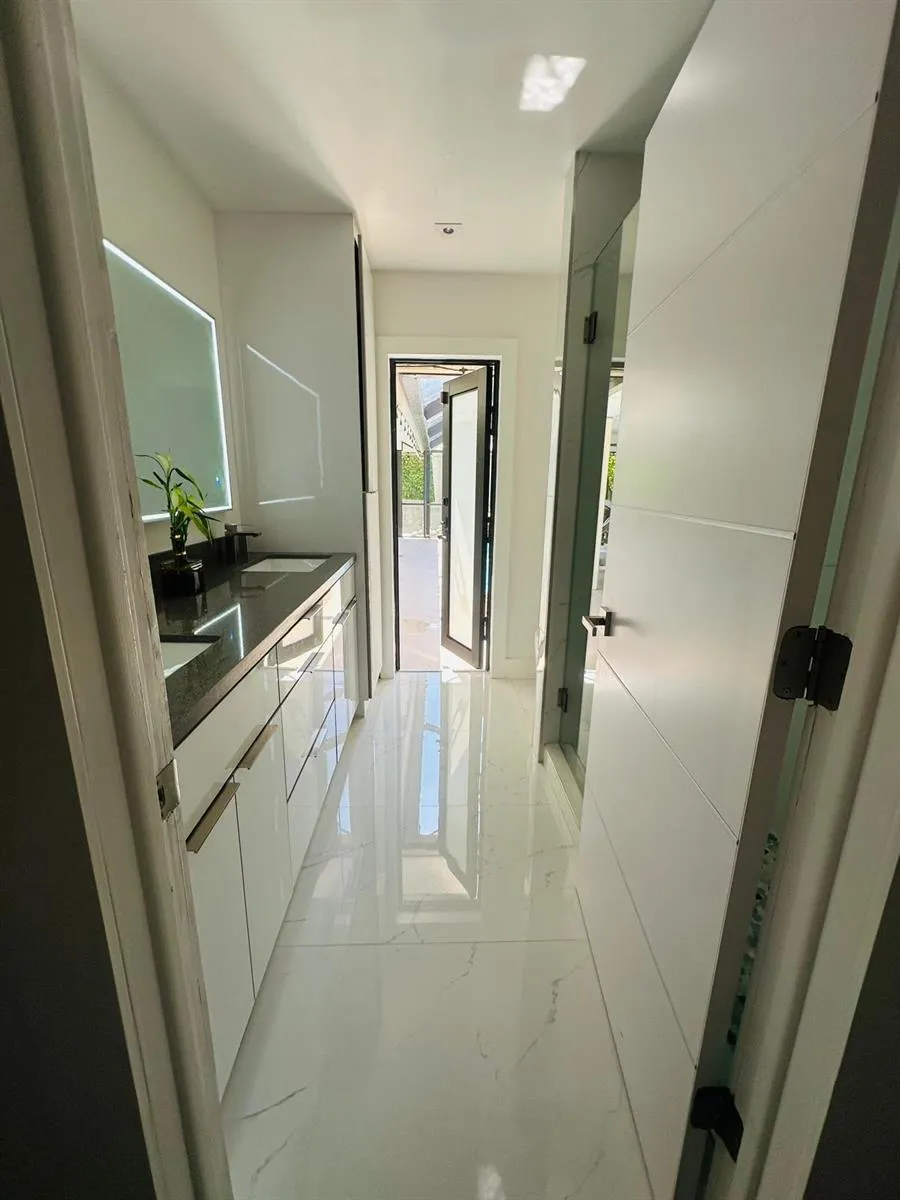 14251 APPALACHIAN TRAIL Davie, FL 33325