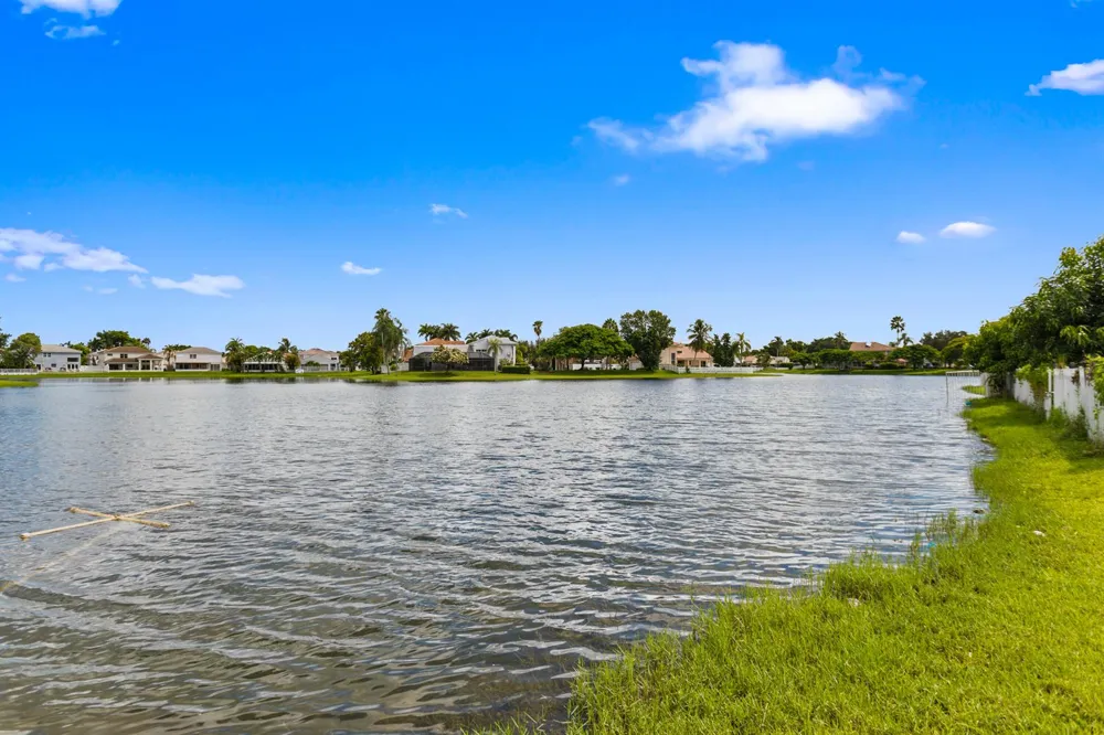 14251 APPALACHIAN TRAIL Davie, FL 33325