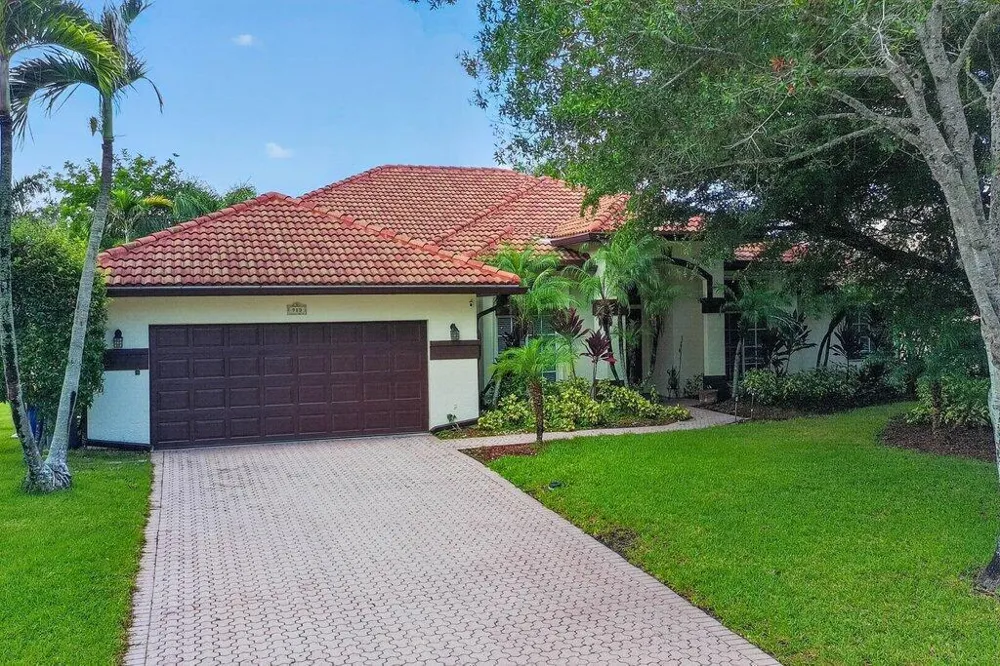 913 SW LIGHTHOUSE DRIVE Palm City, FL 34990