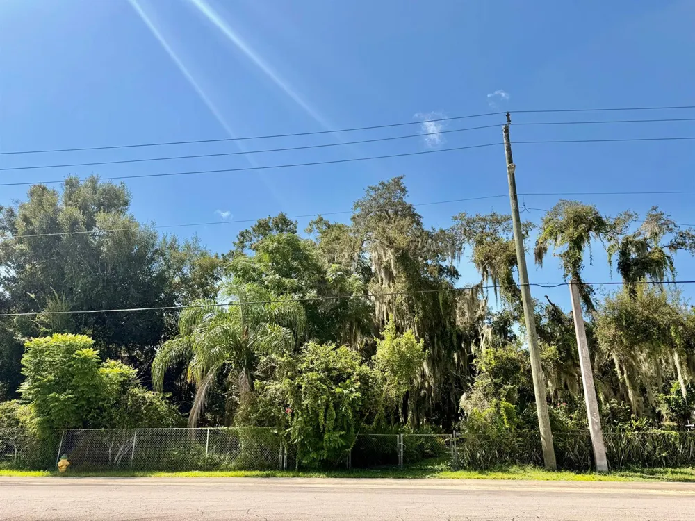 202 SE 4TH STREET Okeechobee, FL 34974