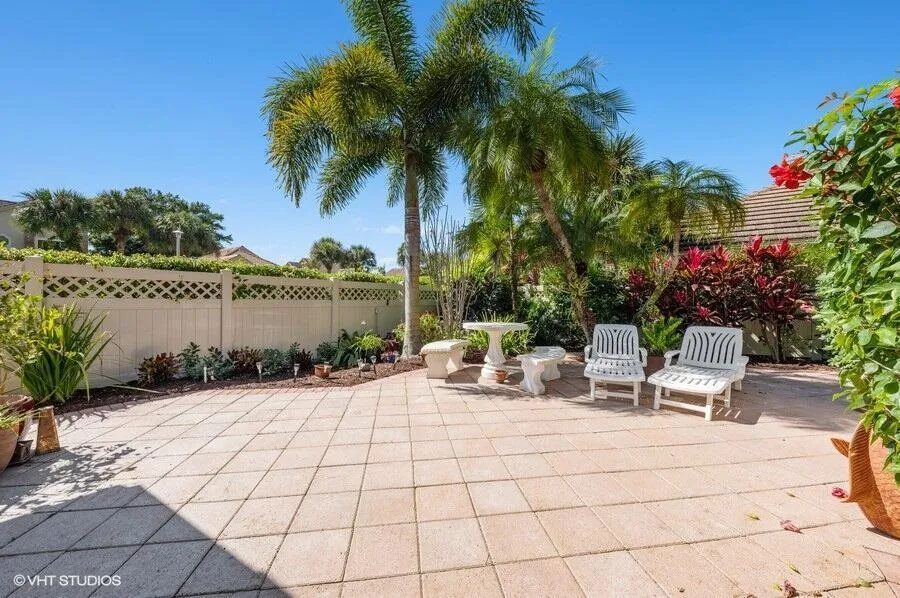 8101 Allspice Drive Boynton Beach, FL 33472
