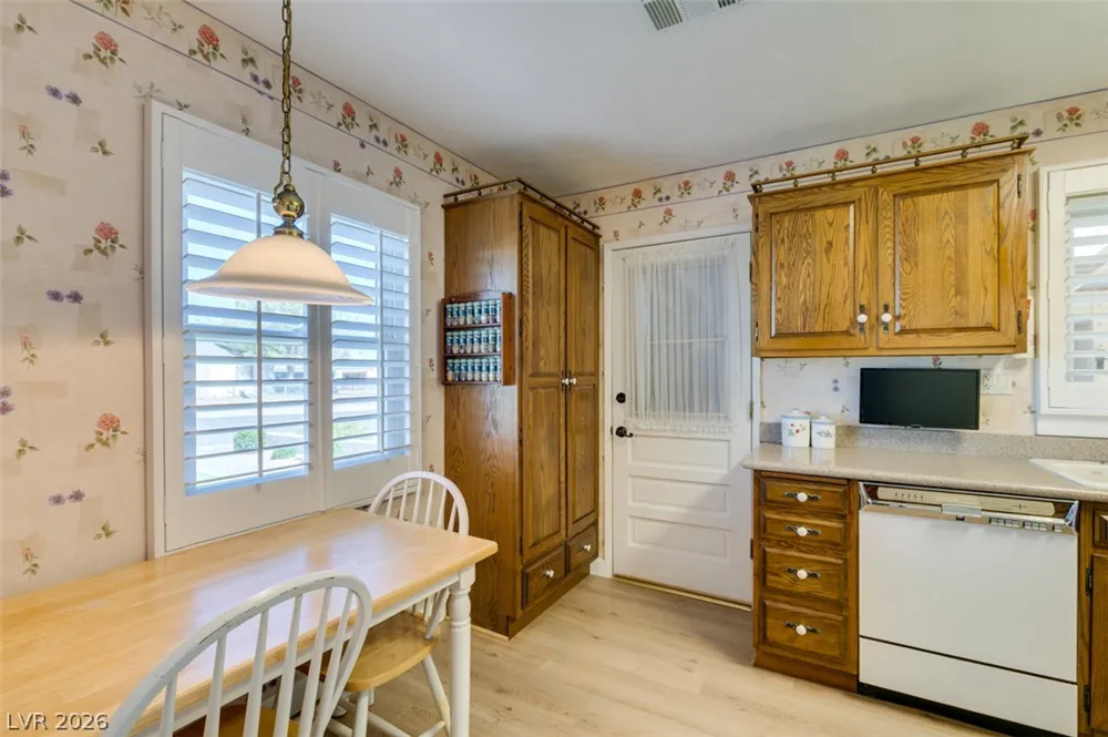 661 Burton Street Henderson, NV 89015