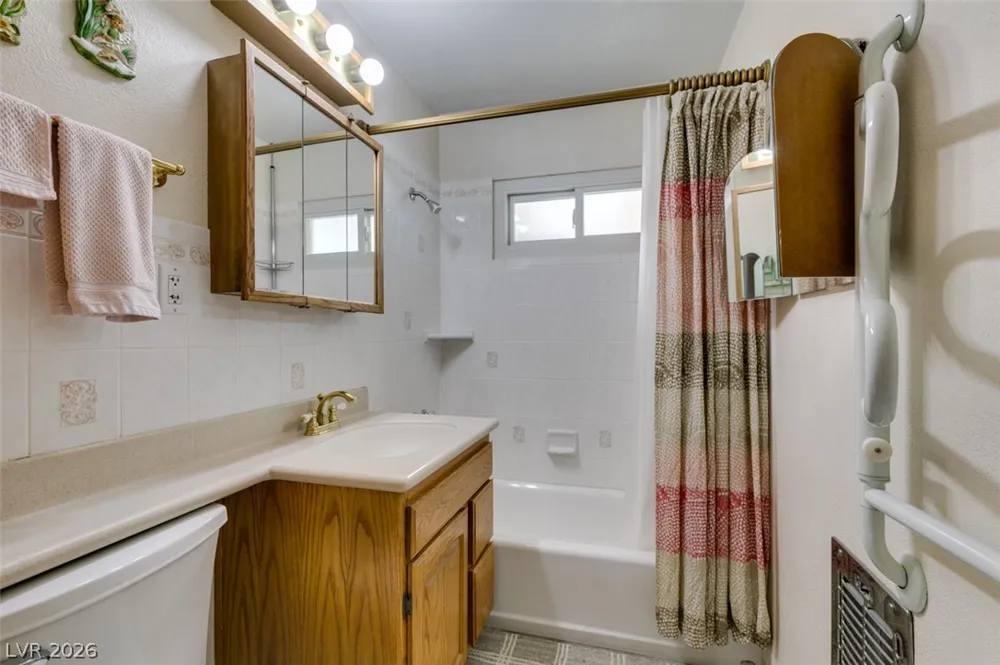 661 Burton Street Henderson, NV 89015