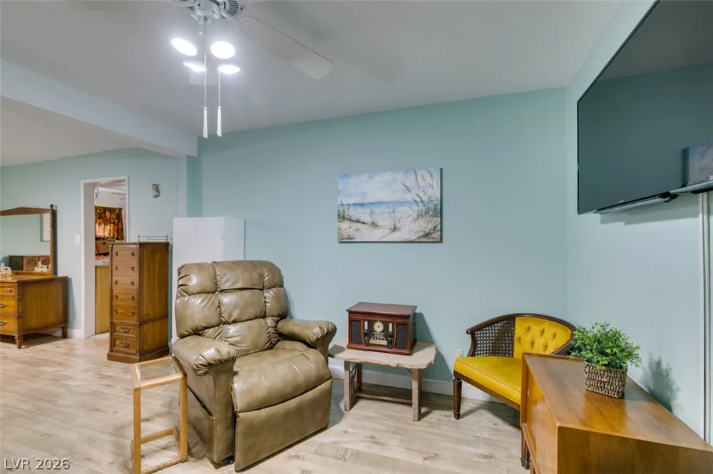 661 Burton Street Henderson, NV 89015