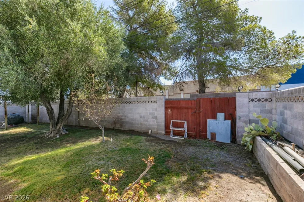661 Burton Street Henderson, NV 89015