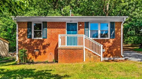 621 Spring Garden Circle