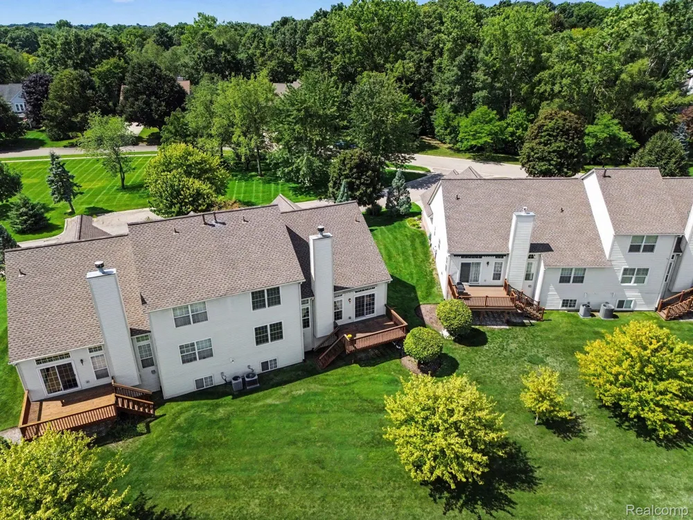 6396 Heron Park Way Independence Charter Township, MI 48346
