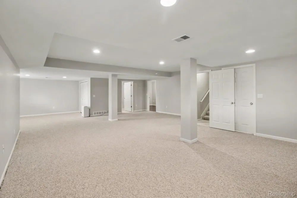 6396 Heron Park Way Independence Charter Township, MI 48346