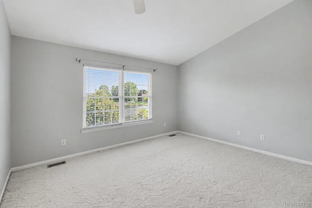 6396 Heron Park Way Independence Charter Township, MI 48346