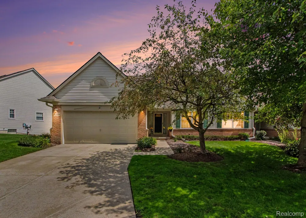 6396 Heron Park Way Independence Charter Township, MI 48346
