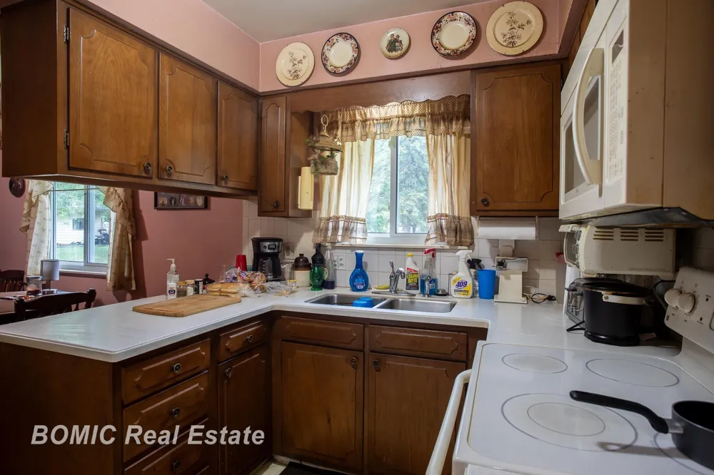 11220 Langdon Drive Vienna Charter Township, MI 48420