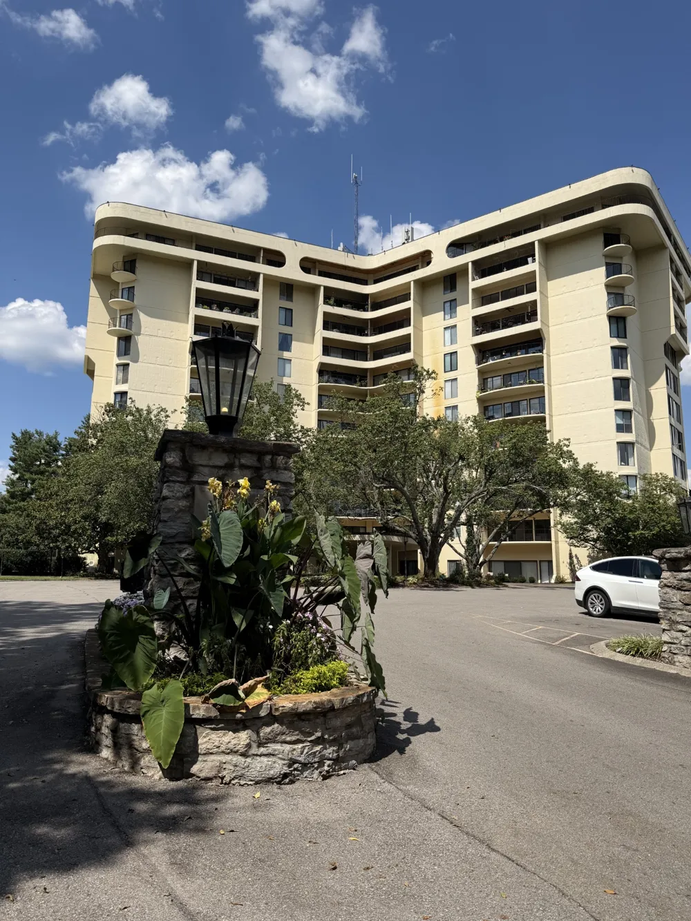 6666 Brookmont Ter #906 Nashville, TN 37205