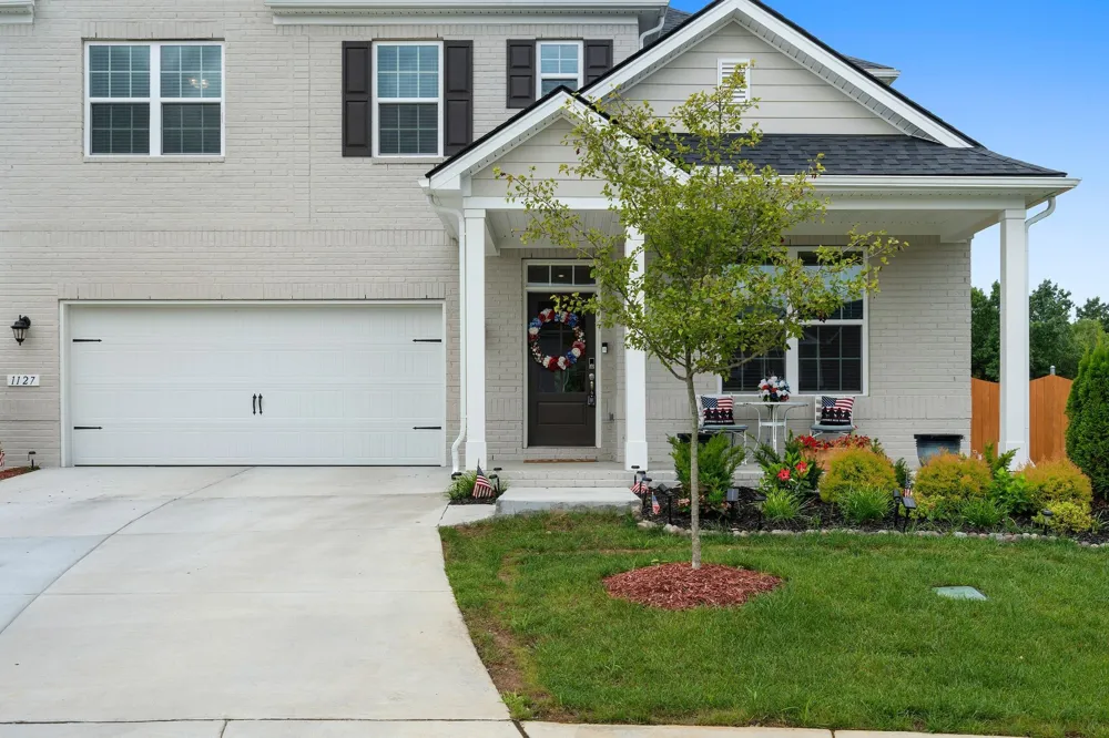 1127 Aster Pl Mount Juliet, TN 37122