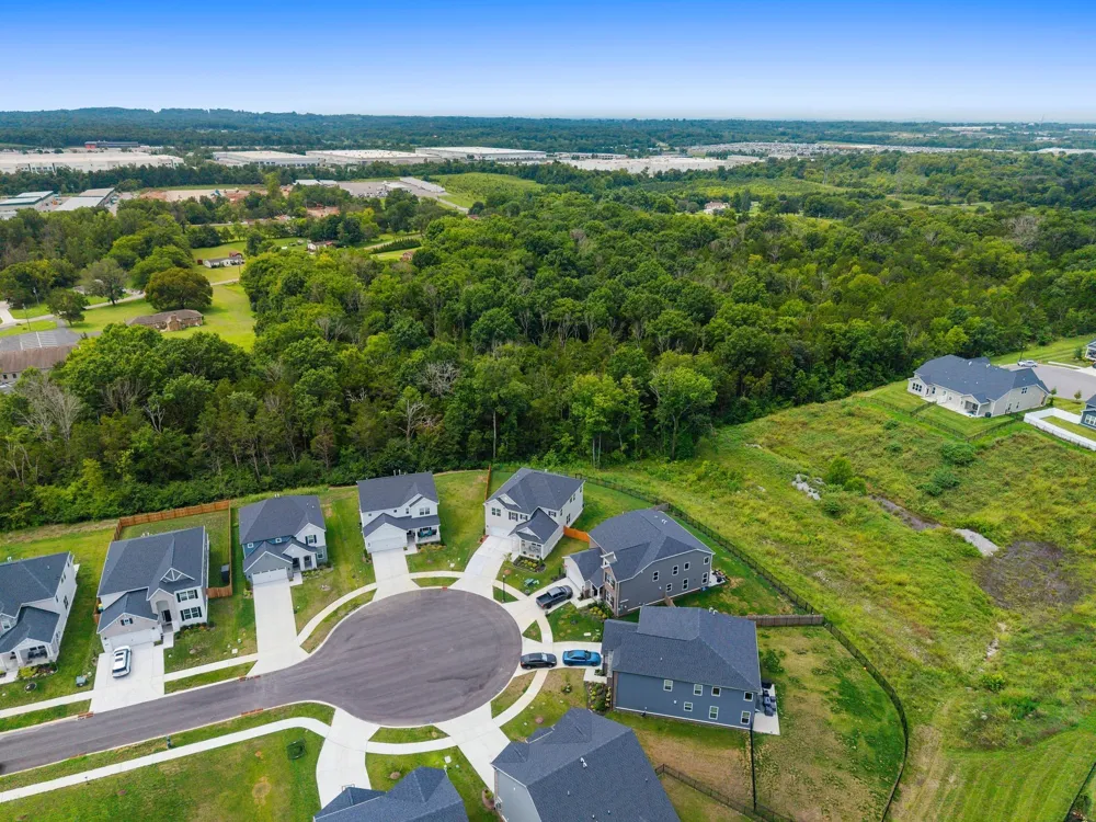 1127 Aster Pl Mount Juliet, TN 37122