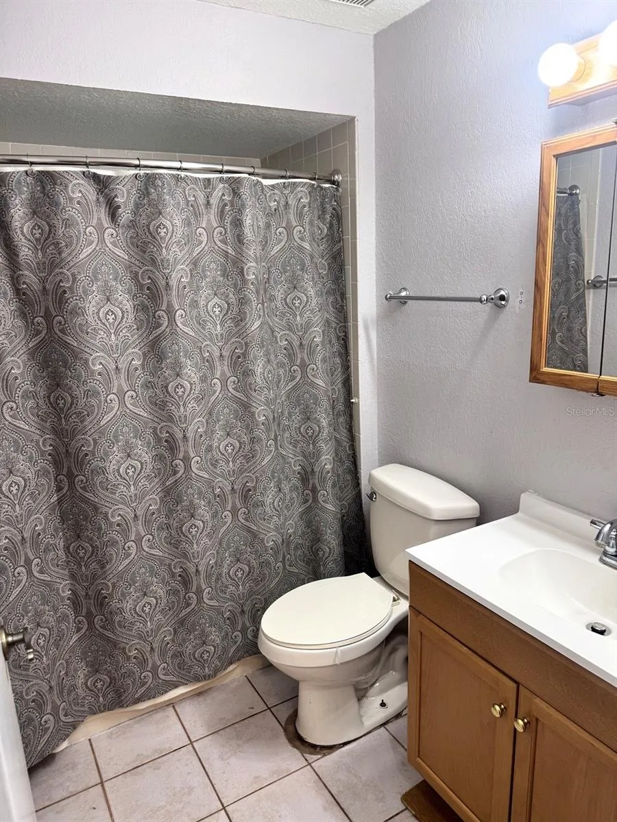 3217 CHERRY HILL CIRCLE Lakeland, FL 33810