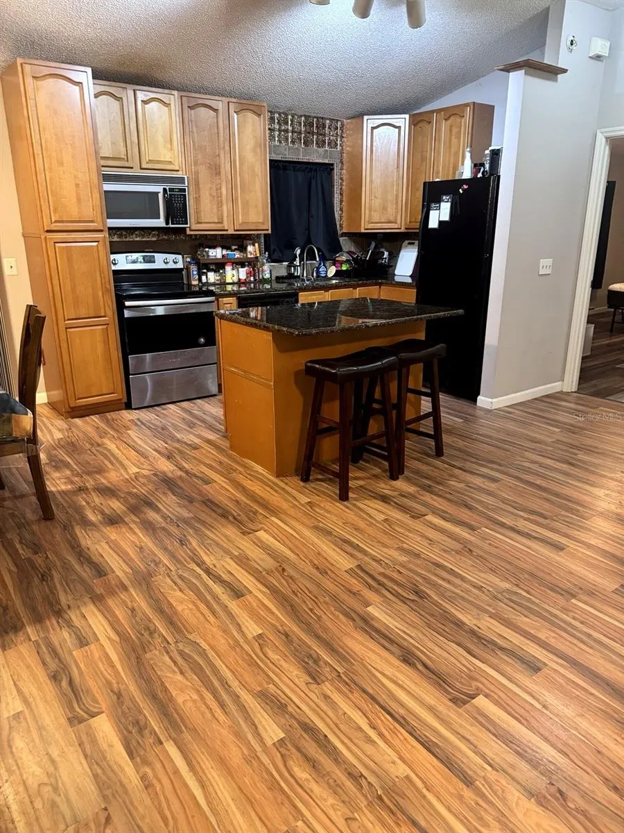 3217 CHERRY HILL CIRCLE Lakeland, FL 33810