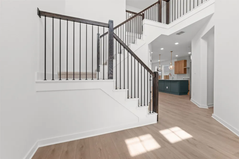 1129 Roger Hanks Parkway Dripping Springs, TX 78620