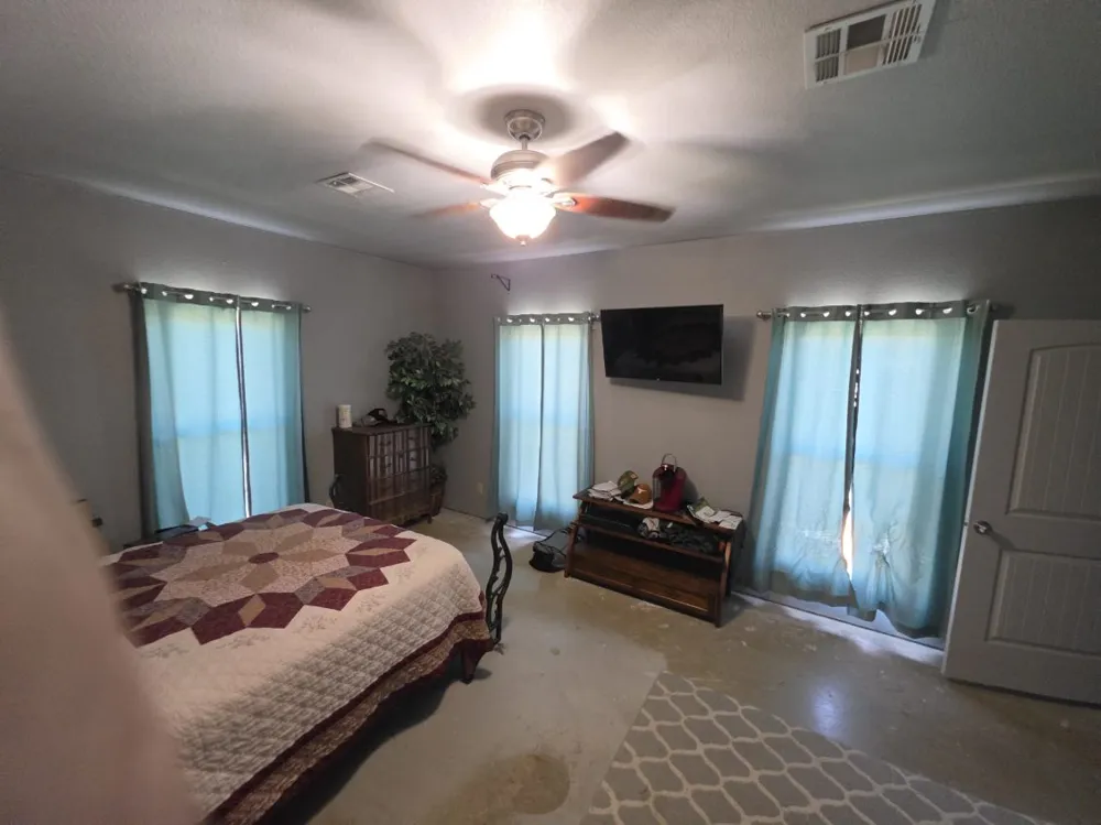 202 Private Road 4464 Rockdale, TX 76567