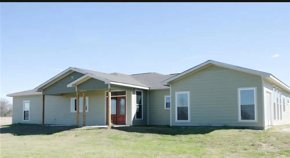 202 Private Road 4464 Rockdale, TX 76567
