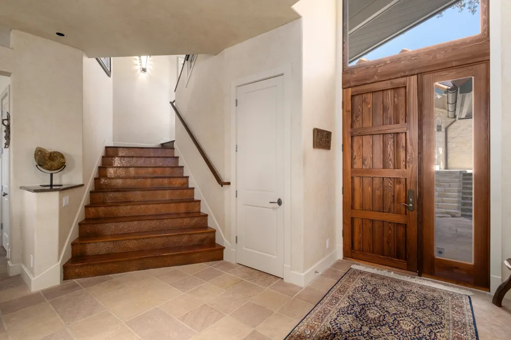 19905 Angel Bay Drive Spicewood, TX 78669