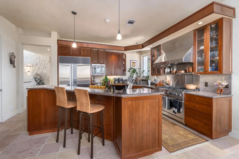 19905 Angel Bay Drive Spicewood, TX 78669