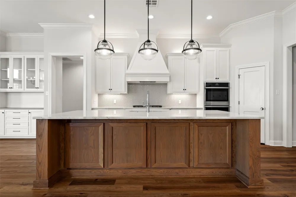324 Stone Manor Drive McGregor, TX 76657