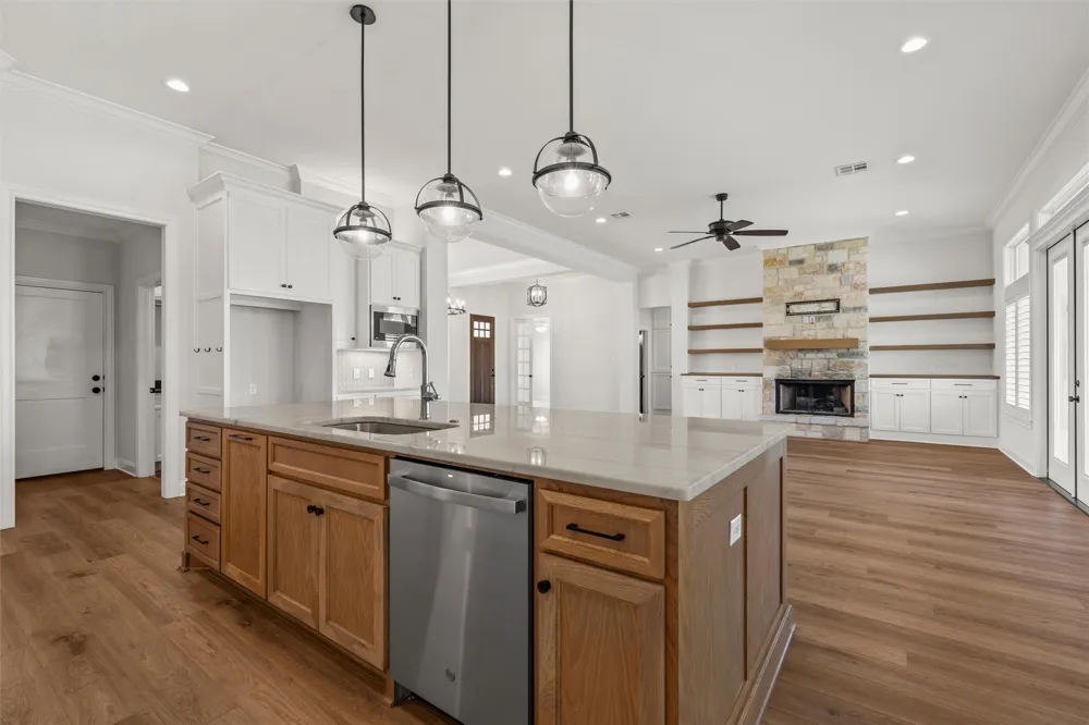 324 Stone Manor Drive McGregor, TX 76657