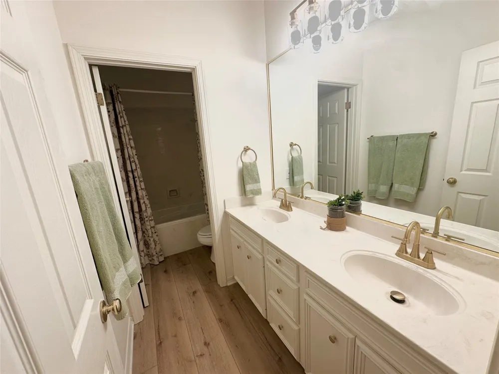 2804 Cypress Village Drive Benton, LA 71006