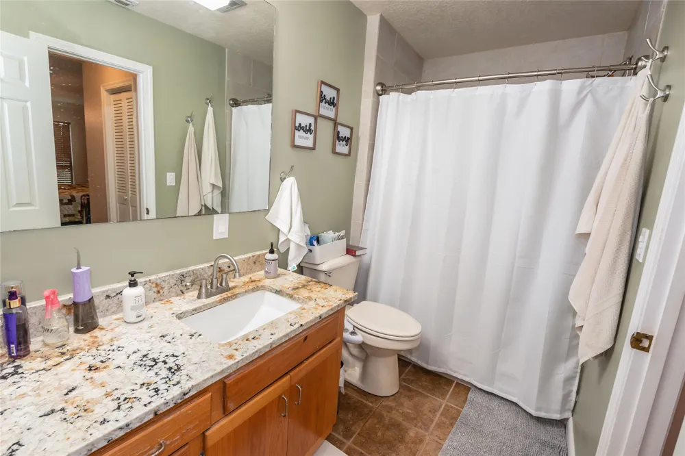 517 E Locust Street Nocona, TX 76255